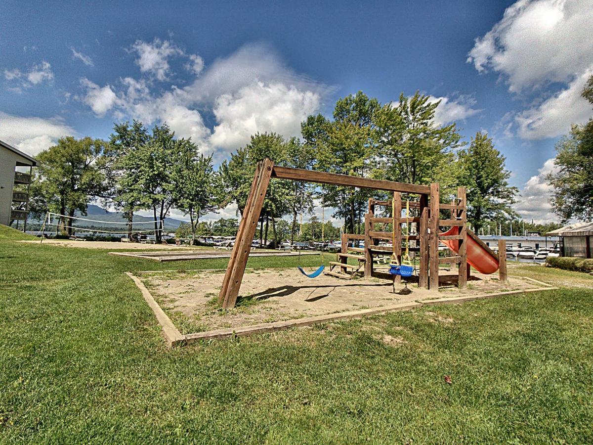 Location Tourisme Estrie - Oberge Du Village Magog Exteriör bild